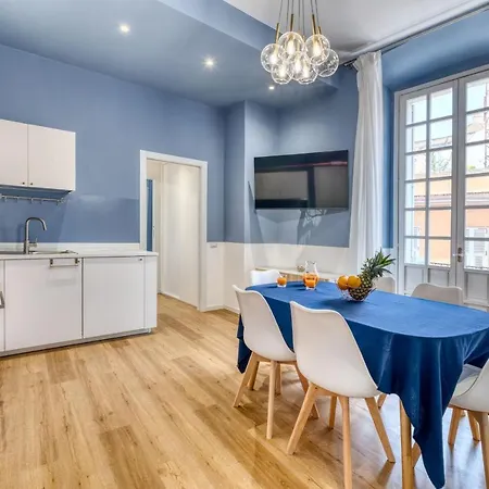 Izzhome Corso76 * كالياري