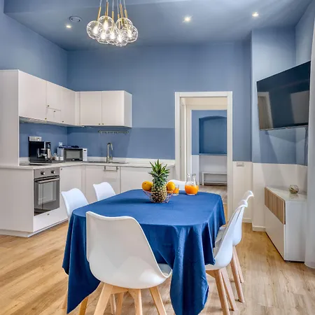 Izzhome Corso76 בית הארחה 4*