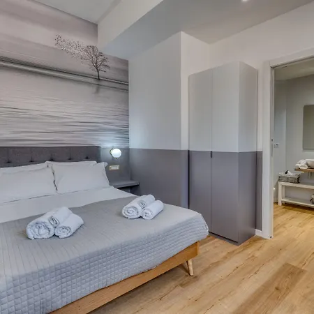 Izzhome Corso76 3* 卡利亚里